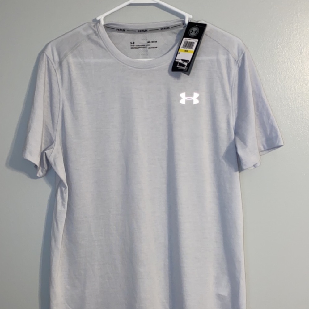 Under Armour t-shirt